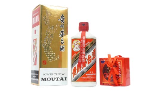 为什么喝白酒的时候要喝饮料喝开水？