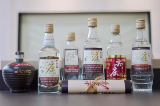认准尖庄品牌，喝真正固态法白酒，远离科技与狠活